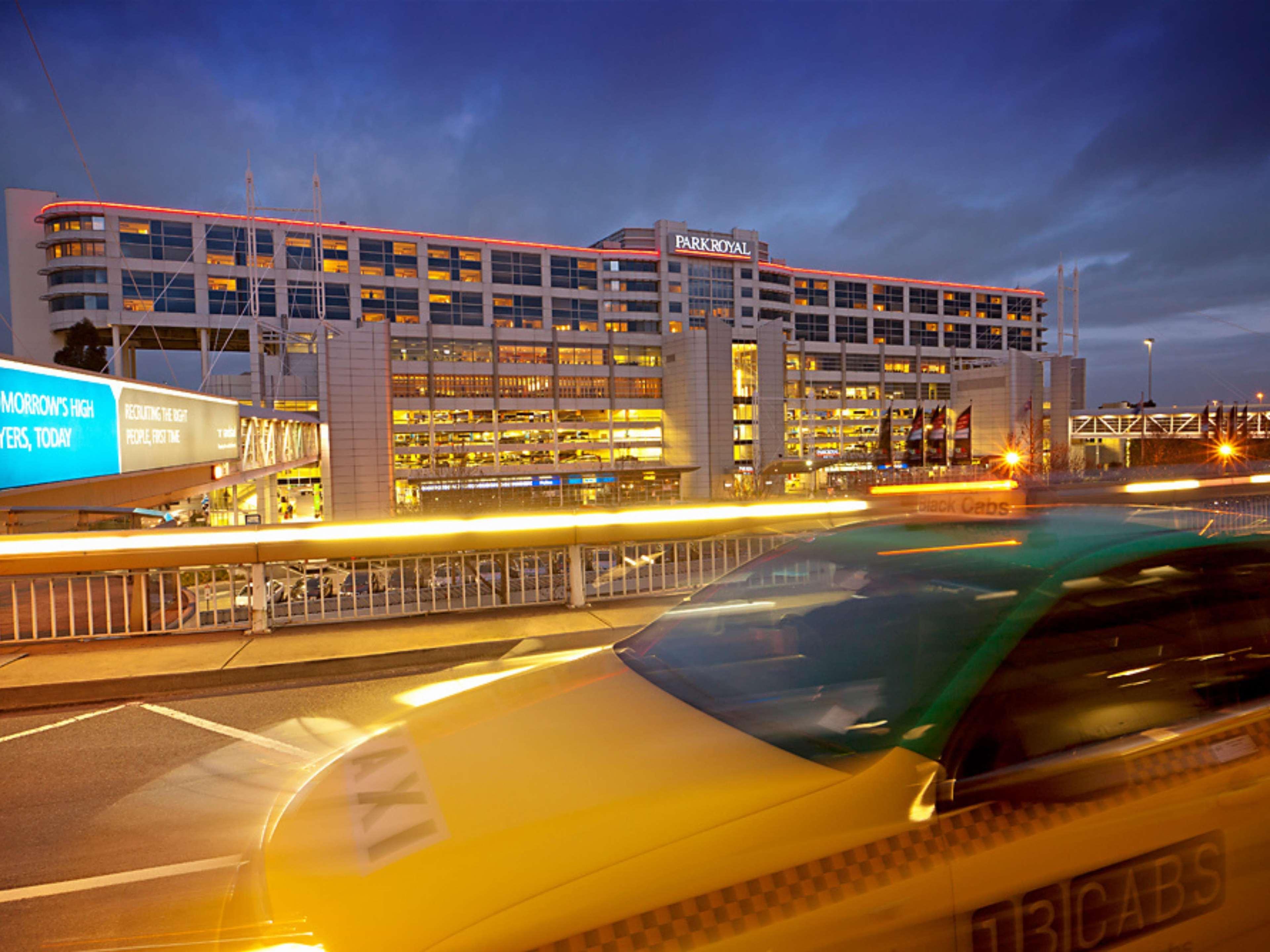 Parkroyal Melbourne Airport Tullamarine Экстерьер фото